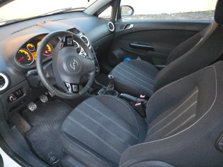 Opel Corsa 1.4 Gasolina 90 cv  2014