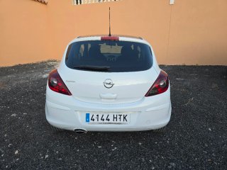 Opel Corsa 1.4 Gasolina 90 cv  2014