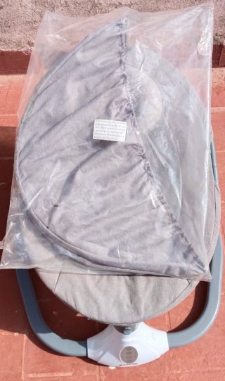 Hamaca Mecedora Bebé Beige y Gris