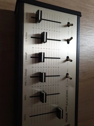 Radiotone RMP 9701 Mezclador Estéreo