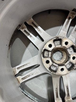 4 Llantas y Neumáticos Porsche