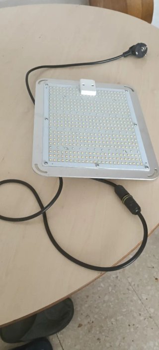 Foco LED Pequeño