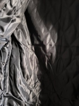 Chaqueta de cuero con cuello de piel