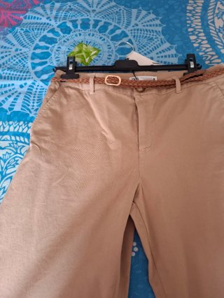 Pantalón Zara color camel