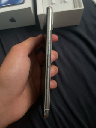 iPhone X (Per parti/Sostituire lo schermo e basta)