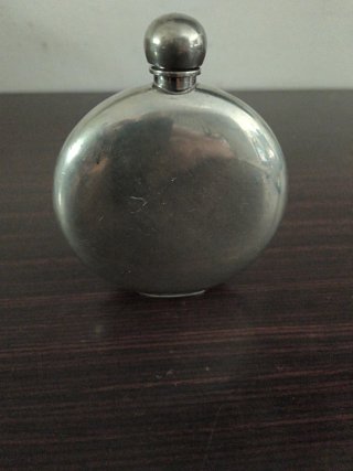 Petaca antigua peltre inglesa 1920-30