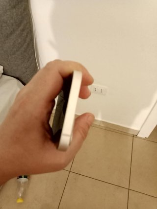 iPhone 13 Apple Argento/Bianco in ottime condizion