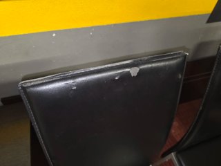 Mesa de comedor y 4 sillas