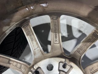 4 Llantas y Neumáticos BMW