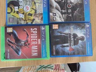 8 Juegos PS4: Lote Variado