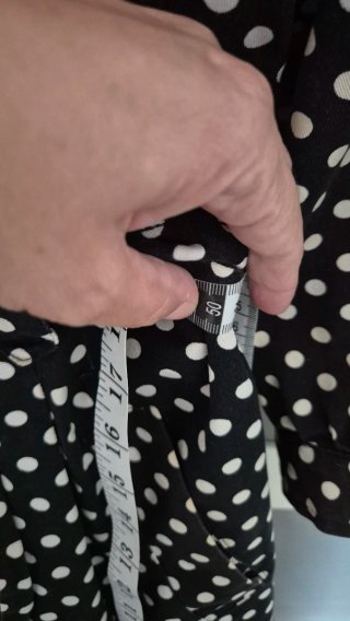 Gabardina de lunares talla 44