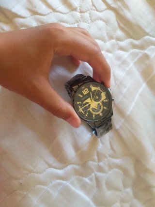 Reloj Geneva Negro y Dorado muy barato nuevo