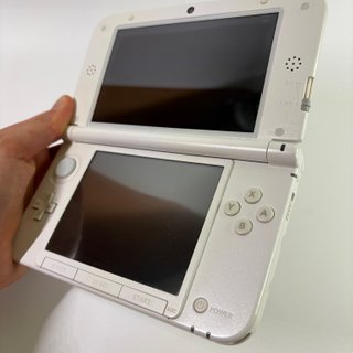 Nintendo 3DS xl Bianca con 6 Giochi