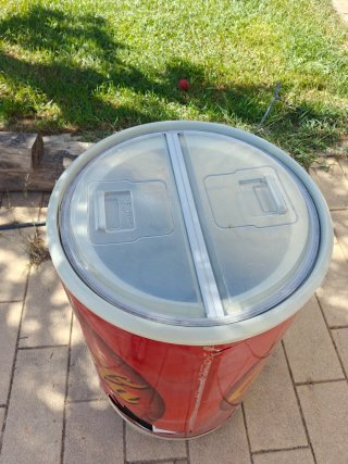 Nevera lata de Coca Cola
