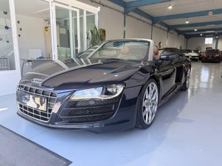 AUDI R8 Spyder 5.2 FSI quattro V10