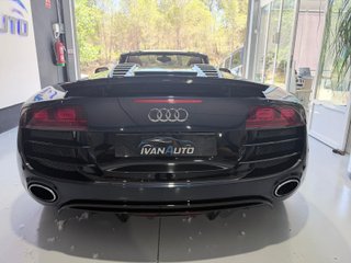 AUDI R8 Spyder 5.2 FSI quattro V10