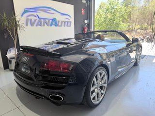 AUDI R8 Spyder 5.2 FSI quattro V10