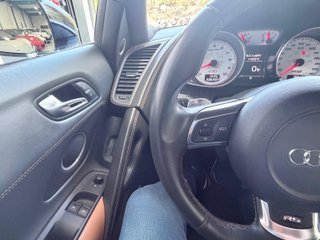 AUDI R8 Spyder 5.2 FSI quattro V10
