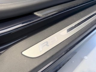 AUDI R8 Spyder 5.2 FSI quattro V10