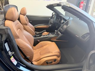 AUDI R8 Spyder 5.2 FSI quattro V10