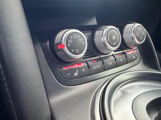 AUDI R8 Spyder 5.2 FSI quattro V10