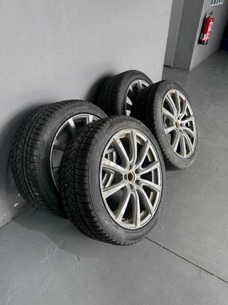 4 Llantas y Neumáticos BMW