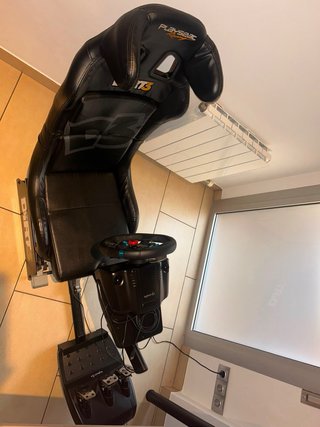 Playseat + Volante Logitech G29 + Cambio H
