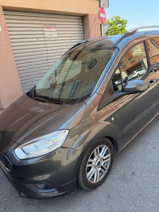 Ford Tourneo Courier 2020
