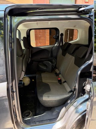 Ford Tourneo Courier 2020