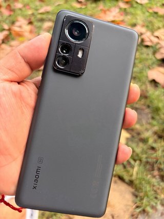 Xiaomi 12 Pro 5G 256GB caja y accesorios