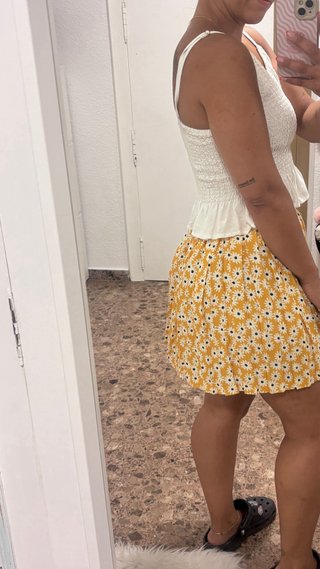 Falda Zara plisada estampado floral
