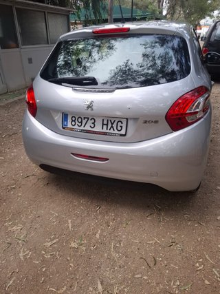 Peugeot 208 2014