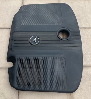Tapa motor Mercedes ñ W204 W207 W212 A6510101167