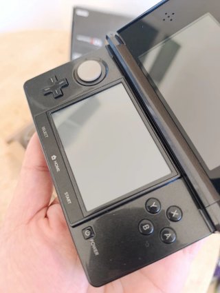 Consola Nintendo 3DS negra