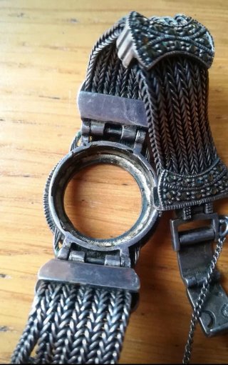 Cadena de rellotge de plata.