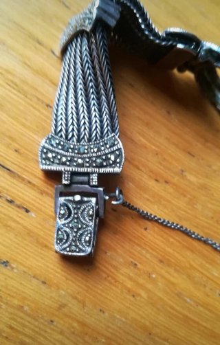 Cadena de rellotge de plata.