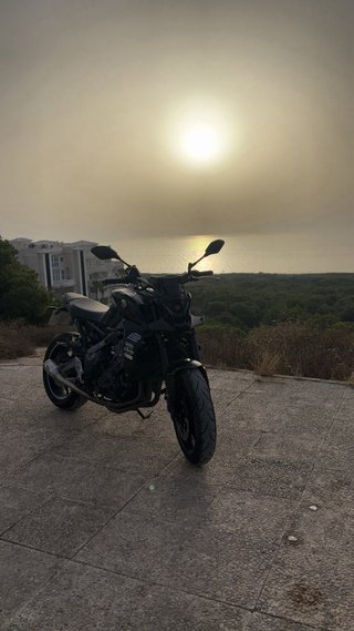 Yamaha MT-09 Negra