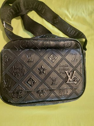 Riñonera Emporio Armani Negra