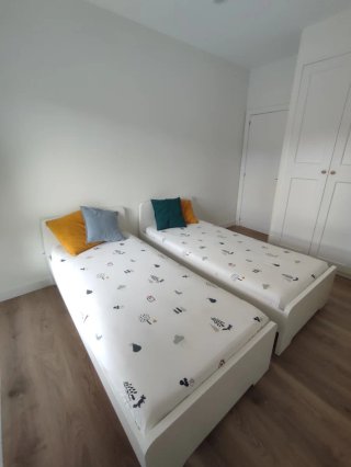 Conjunto 2 Camas SLÄKT IKEA Blancas