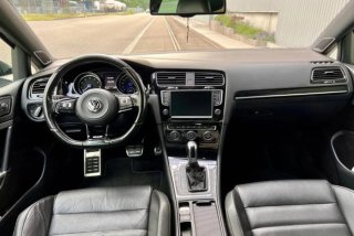 Volkswagen Golf 7 R 300