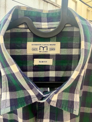 Camisa de cuadros verde y blanca
