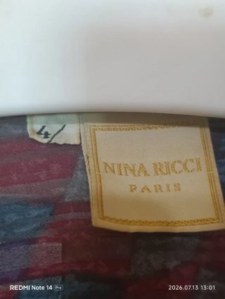 Blusa camisa vintage Nina Ricci R836