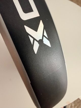 Vendo pala de pádel NOX NextGen Hybrid 3K Carbon