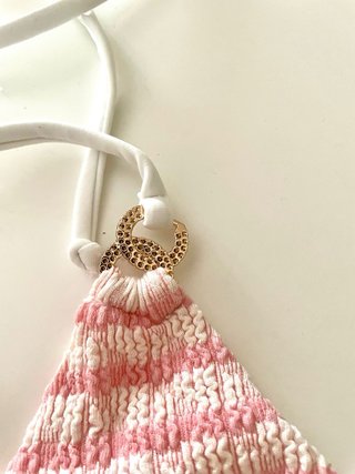 Bikini texturizado rosa y blanco