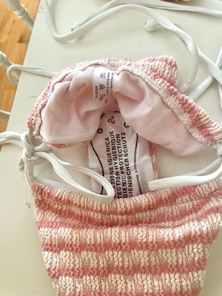 Bikini texturizado rosa y blanco