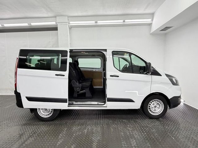 Ford Transit Custom 2.0 TDCI 77 KW 320 AMBIENCE KOMBI SWB (105cv)