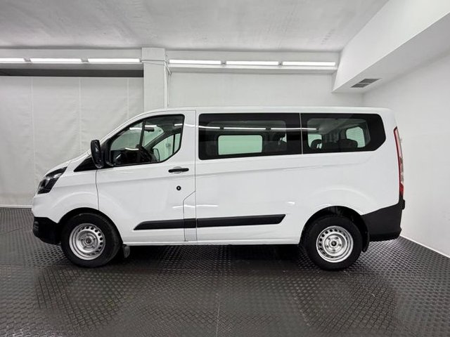 Ford Transit Custom 2.0 TDCI 77 KW 320 AMBIENCE KOMBI SWB (105cv)