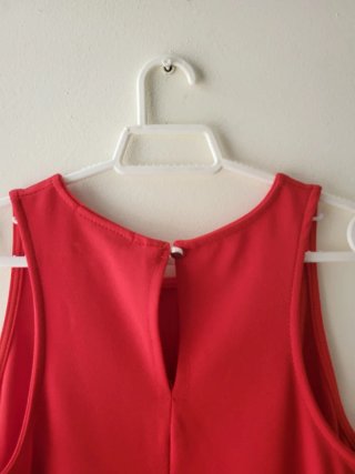 Vestido rojo sin mangas
