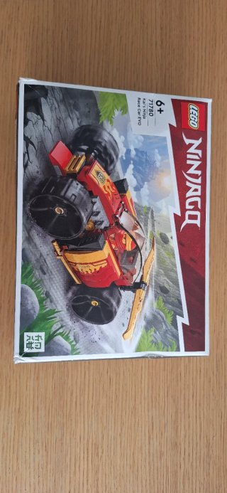 Lego Ninjago 71780 Coche de Carreras Kai