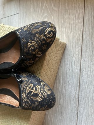 Zapatos planos Truco encaje negro y beige